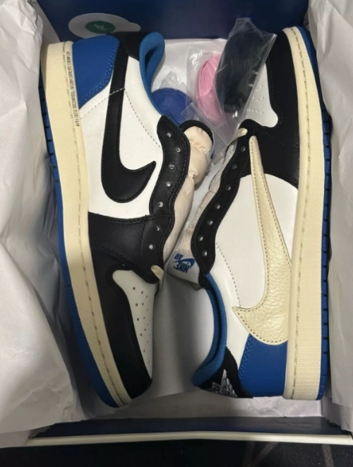 【$59 SALE】Travis Scott x Fragment Design x Air Jordan 1 Low  DM7866-140 review 