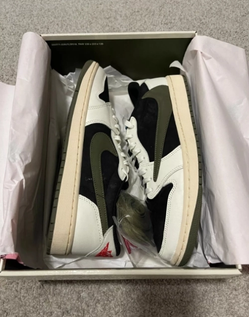 【$59 SALE】Air Jordan 1 Retro Low OG SP Travis Scott Olive (Women's)  DZ4137-106 review 