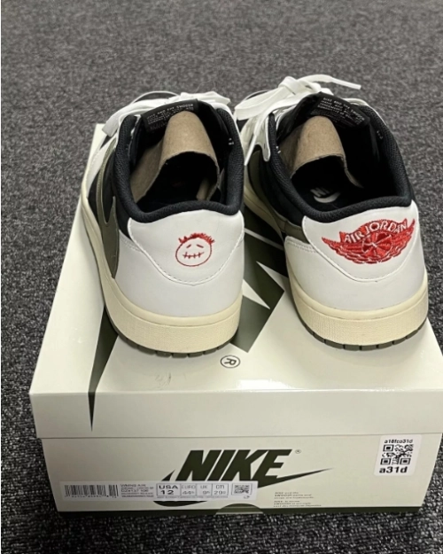 【$59 SALE】Air Jordan 1 Retro Low OG SP Travis Scott Olive (Women's)  DZ4137-106 review 