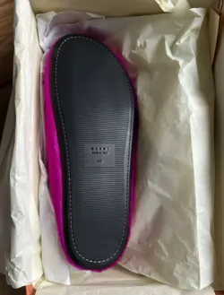 Marni Long-Hair Calfskin Fussbett Sabot Fuchsia SBMR000600P412200C57 review Derek 02