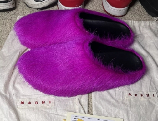 Marni Long-Hair Calfskin Fussbett Sabot Fuchsia SBMR000600P412200C57 review Vivian 00