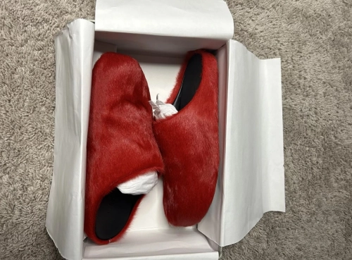 Marni Long-Hair Calfskin Fussbett Sabot Red SBMS004601P412200R66 review 