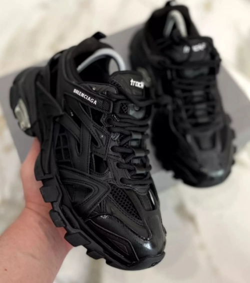 Balenciaga Track 2 Sneaker Black 570391 W2GN1 1000 review 