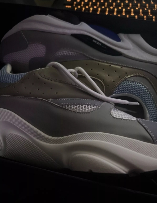 Dior B22 White Blue 3SN231YXX_H865 review Patrick 02