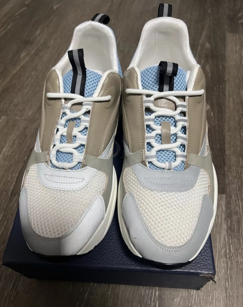 Dior B22 White Blue 3SN231YXX_H865 review Patrick 01
