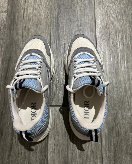 Dior B22 White Blue 3SN231YXX_H865 review Robby 02