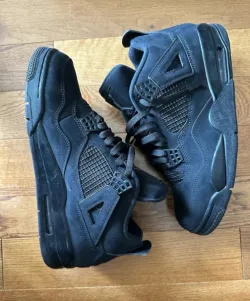 Air Jordan 4 Retro Black Cat (2020) CU1110-010 review Eamonn 01