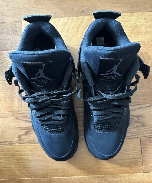 Air Jordan 4 Retro Black Cat (2020) CU1110-010 review Eamonn 01