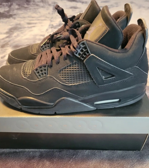Air Jordan 4 Retro Black Cat (2020) CU1110-010 review Norman