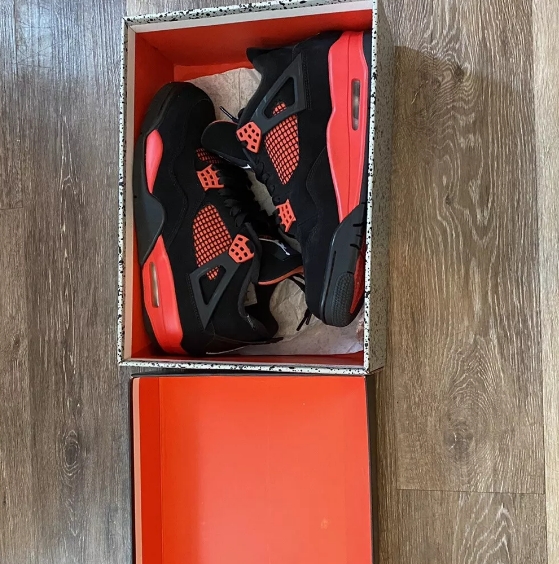 Air Jordan 4 Retro Red Thunder CT8527-016 review Nahum 01