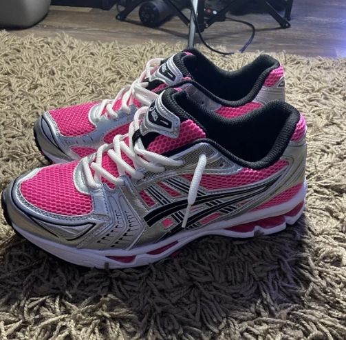 ASICS Gel-Kayano 14 Pink Glo 1201A019-700 review Kev 01