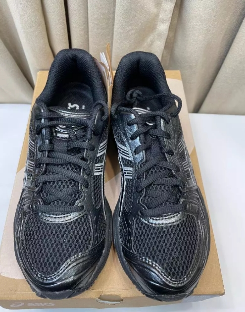 ASICS Gel-Kayano 14 Black Pure Silver 1201A019-006 review Theodore 01