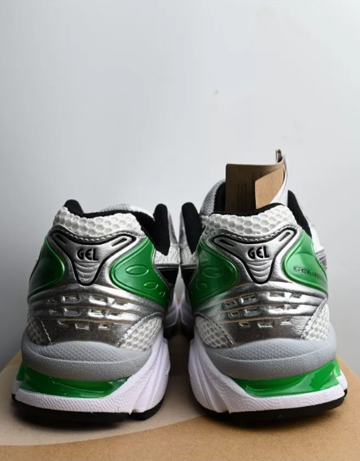 ASICS Gel-Kayano 14 White Malachite Green 1201A019-110 review Ozzie 01