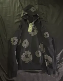 OBO Denim Tears Cotton Wreath Hoodie Black Monochrome review Dermot 02