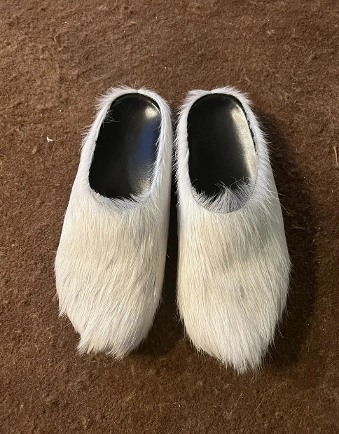 Marni Long-Hair Calfskin Fussbett Sabot White SBMR000600P412200W02 review 