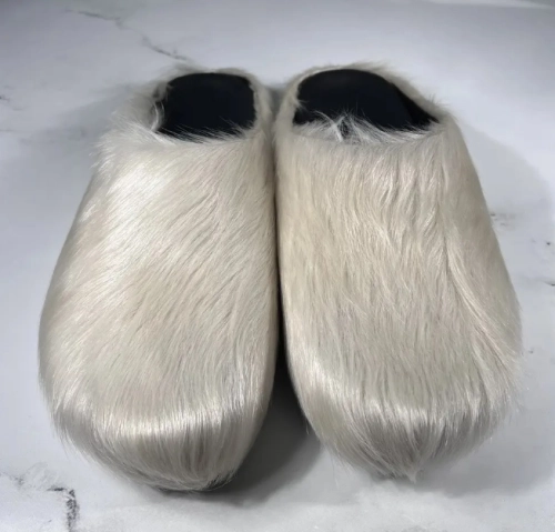 Marni Long-Hair Calfskin Fussbett Sabot White SBMR000600P412200W02 review 