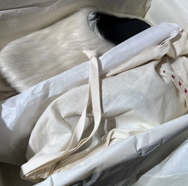 Marni Long-Hair Calfskin Fussbett Sabot White SBMR000600P412200W02 review John 01