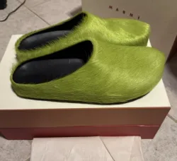 Marni Long-Hair Calfskin Fussbett Sabot Green SBMR000600P412200V07 review Kent 02