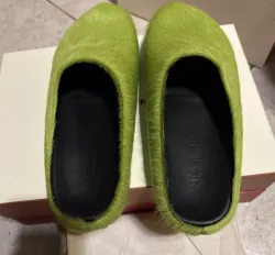 Marni Long-Hair Calfskin Fussbett Sabot Green SBMR000600P412200V07 review Kent 03