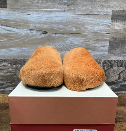 Marni Long-Hair Calfskin Fussbett Sabot Orange SBMR000600P412200R09 review 