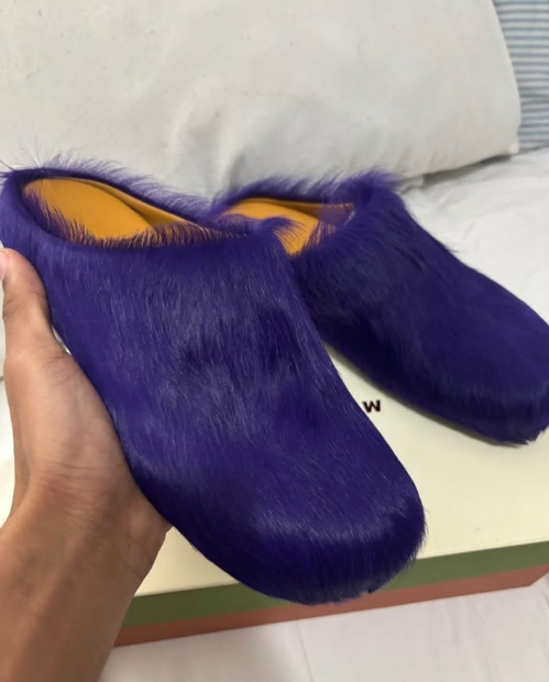 Marni Long-Hair Calfskin Fussbett Sabot Purple SBMR000600P623600C74 review Marty 00