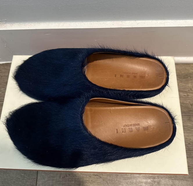 Marni Long-Hair Calfskin Fussbett Sabot Navy SBMR000600P412200B84 review Lucas