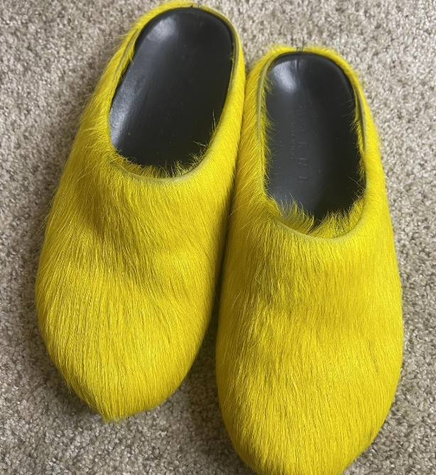 Marni Long-Hair Calfskin Fussbett Sabot Yellow SBMR000600P4122Z0565 review Luna