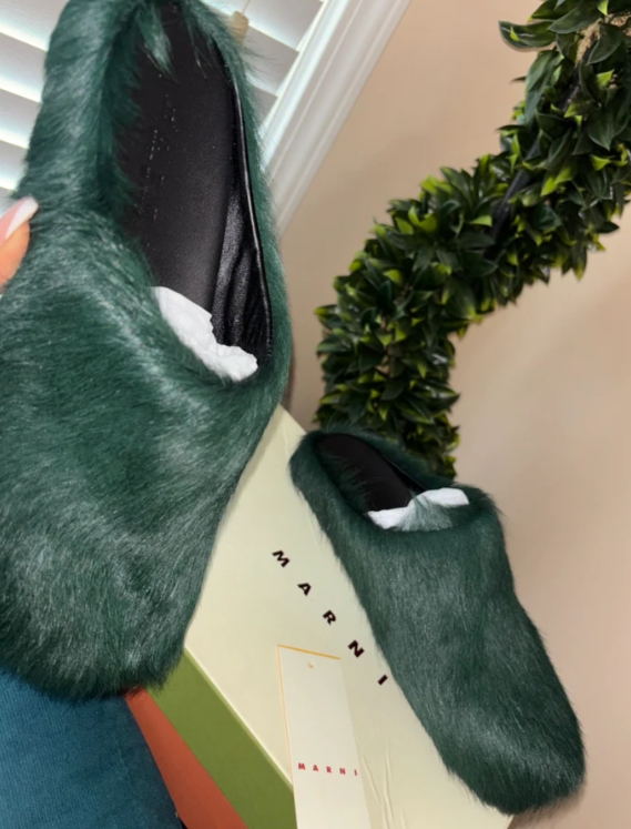 Marni Long-Hair Calfskin Fussbett Sabot Sea Green MR000600P412200V78 review Elizabeth 01