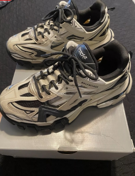 Balenciaga Track 2 Sneaker Champagne Black 570391 W2GN9 2009 review Aiden 00