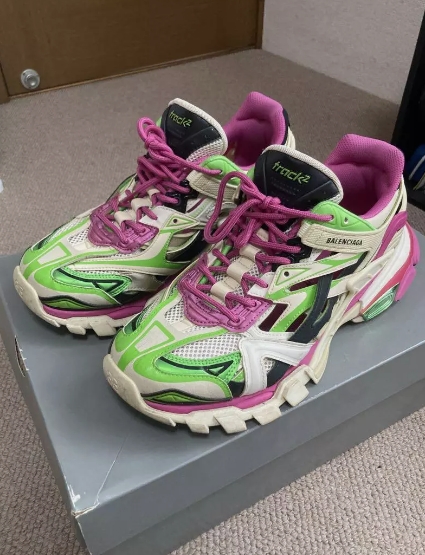 Balenciaga Track 2 Sneaker White Green Pink 568615 W2GN3 9199 review Leo 00