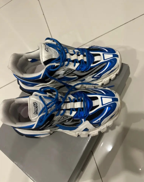 Balenciaga Track 2 Sneaker Blue White 568614 W3AE2 4191 review Matthew 00