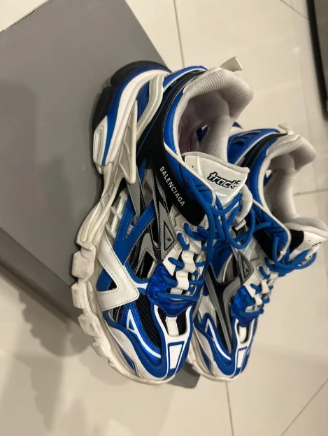 Balenciaga Track 2 Sneaker Blue White 568614 W3AE2 4191 review Matthew 01