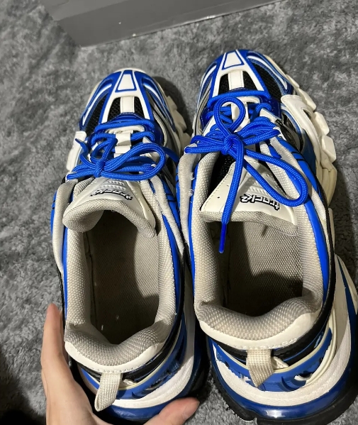 Balenciaga Track 2 Sneaker Blue White 568614 W3AE2 4191 review Ezra
