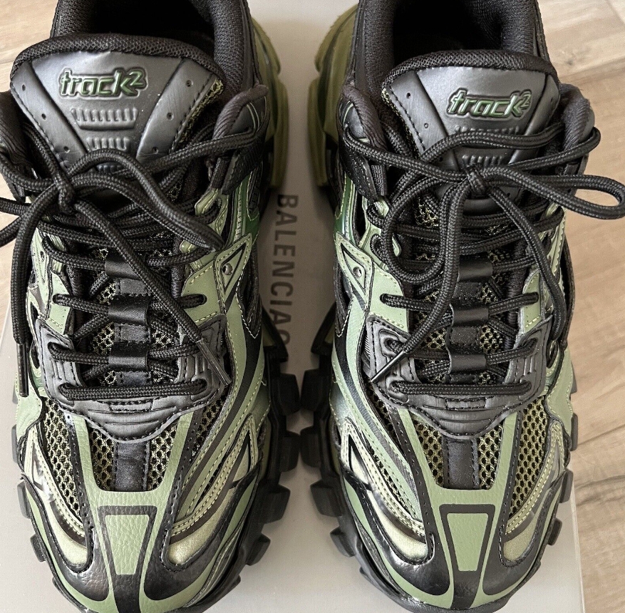 Balenciaga Track 2 Sneaker Military Black 568614 W3AE1 2311 review Emilia 00