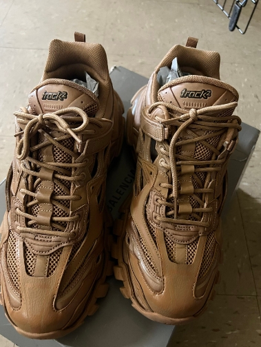 Balenciaga Track 2 Sneaker Military Brown 568615 W3AG1 2706 review Anthony 01