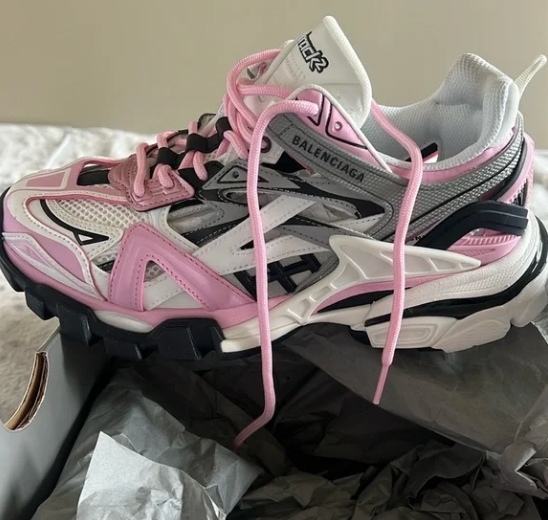Balenciaga Track 2 Sneaker Pink White 568615 W3AE2 5291 review Maya 00