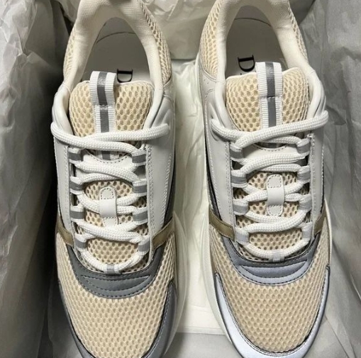 Dior B22 Cream Beige White  3SN231YXX_H160 review Nylah