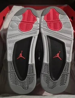 Jordan 4 Retro Infrared DH6927-061  review Kate 03