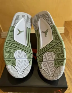 Air Jordan 4 Retro Seafoam (Women's)  AQ9129-103 review Harvey 03