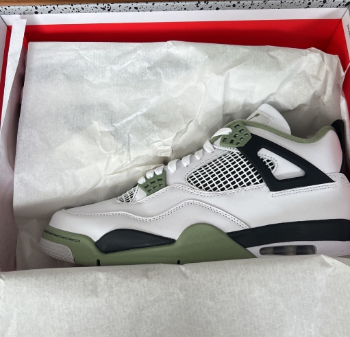 Air Jordan 4 Retro Seafoam (Women's)  AQ9129-103 review Collin 01