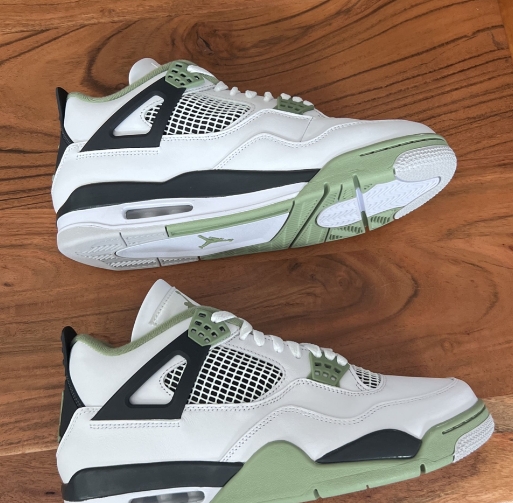 Air Jordan 4 Retro Seafoam (Women's)  AQ9129-103 review Collin 02