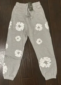 OBO Denim Tears The Cotton Wreath Sweatpants Grey review Philip 02