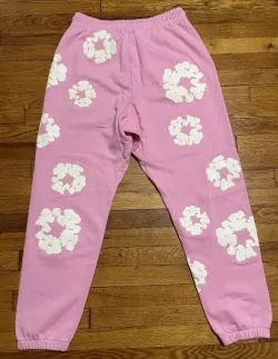 OBO Denim Tears The Cotton Wreath Sweatpants Pink review Sarai 03