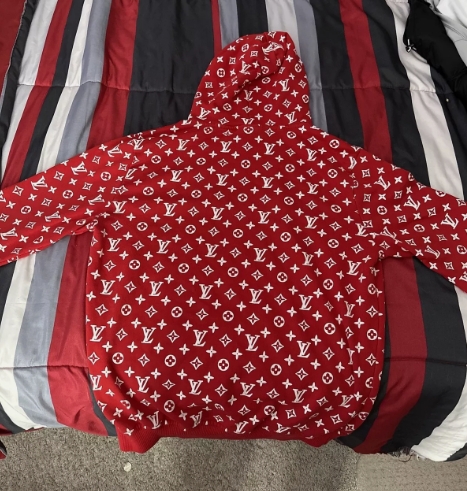 Louis Vuitton x SUP Full Print Red Hoodie review Emory 01