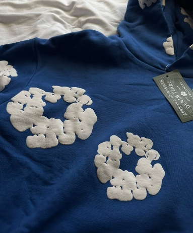 OBO Denim Tears The Cotton Wreath Sweatshirt Royal Blue review Oaklee 01