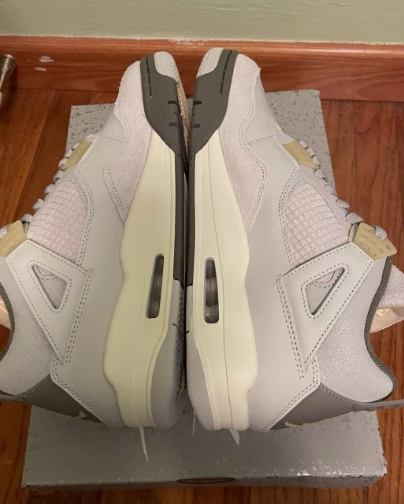 Air Jordan 4 Retro SE Craft Photon Dust  DV3742-021 review Liv 01