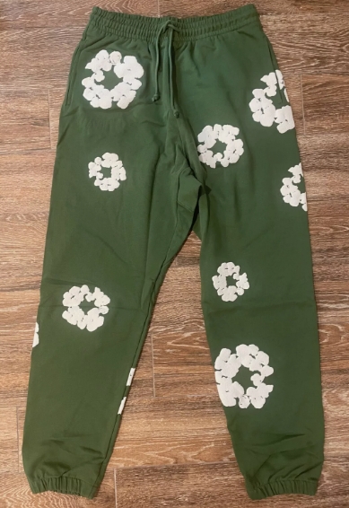  Denim Tears The Cotton Wreath Sweatpants Green review Harry 00