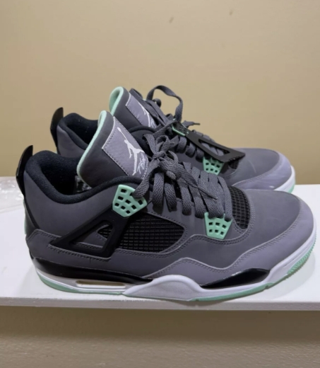 Jordan 4 Retro Green Glow  308497-033  review Elizabeth Taylor