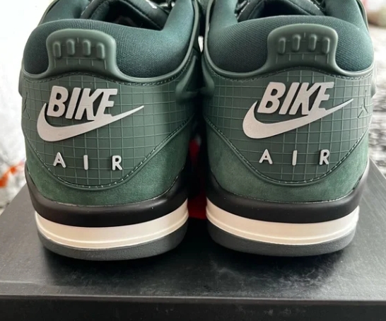 Air Jordan 4 RM SP Nigel Sylvester Grandma's Driveway HF4334-300 review Isabella Cook 01