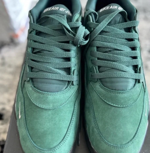 Air Jordan 4 RM SP Nigel Sylvester Grandma's Driveway HF4334-300 review Isabella Cook 02